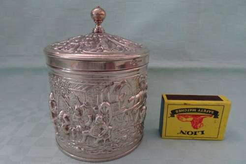 Douwe Egbert Silver Plated Tea Caddy with markings HH 90 on the lid