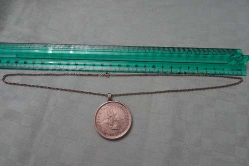 Stunning 925 Pendant with a 1952 Silver Five Shilling Coin and a 925 Silver Necklace