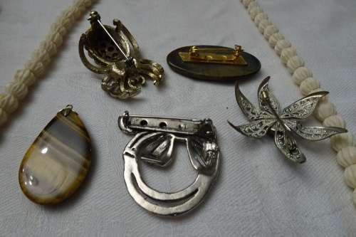 Great Lot of Vintage Antique Jewellery