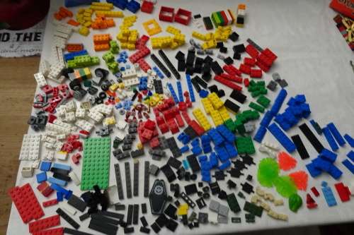Lot of Lego  (Bid for the Lot) Relisted Item