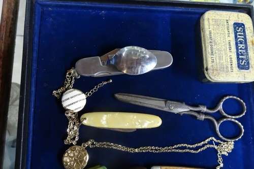 Huge Lot of Interesting Collectable Items (Bid for the Lot)