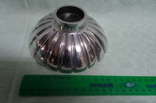 Stunning Carrol Boyes  Sweet Bowl in Excellent Condition and Clearly Marked Dim 14 cm