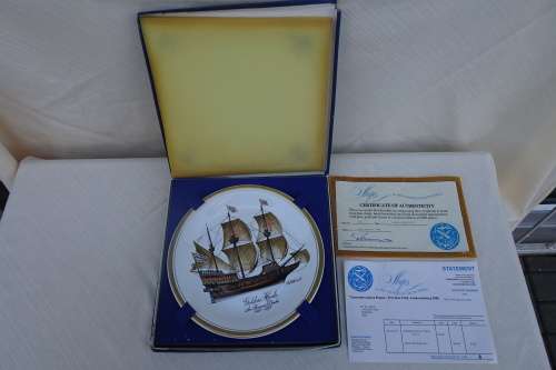 Ships In The History of South Africa -Golden Hinde (No10) Plate No: 0379  Boxed