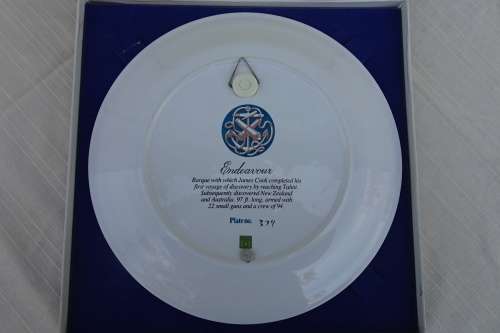 Ships In The History of South Africa - Endeavour (No:8)_Plate No:0379_ Boxed