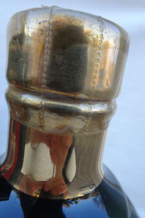 Bells Old Scotch Whisky - 750ml Christmas Decanter 1993 -Arthur Bell&Son  - Sealed and Full