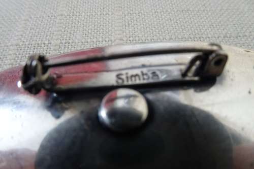 Rare Vintage Simba Brooch in Great Condition made in South Africa