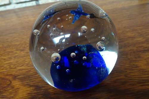 Stunning Vintage  Glass Paperweight in Great Condition