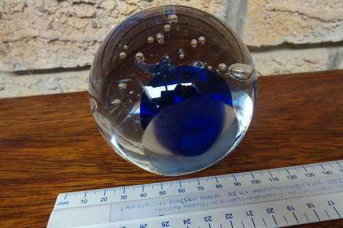 Stunning Vintage  Glass Paperweight in Great Condition