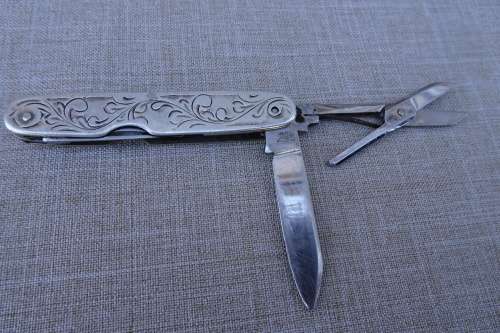 Interesting  Vintage Stainless Steel Pocket Knife
