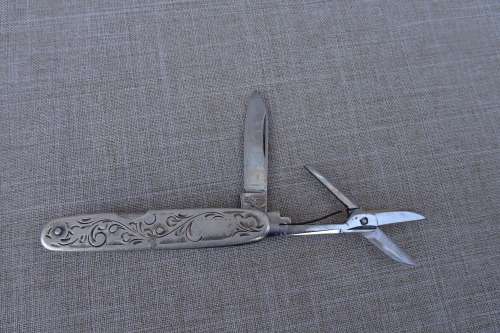 Interesting  Vintage Stainless Steel Pocket Knife