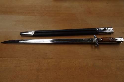 British Wilkinson 1907 Bayonet with Black Leather Scabbard