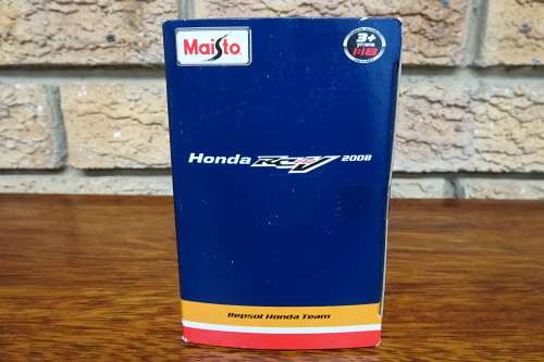 Maisto Repsol RCV 212 2008 Team. #31565 Scale 1:18 Rider - Dani Pedrosa