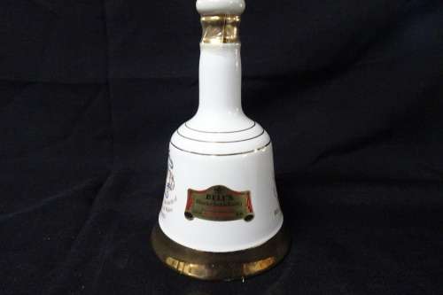 Sealed Bell's Scotch Whiskey Commemorating the Birth of Prince William of Wales 21st June 1982