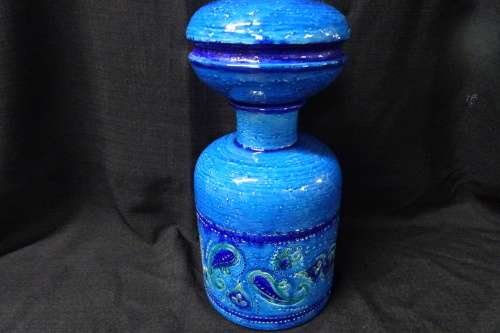 Beautiful Italian Bitossi Vessel by Aldo Londi