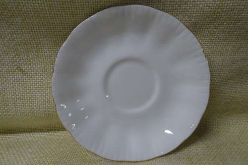 Elegant Paragon Bone China By Appointment to Her Majesty the Queen Cups and Saucers #812