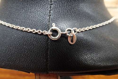 Lovely Short Sterling Silver (925) Linked Chain Weight: 3 Grams