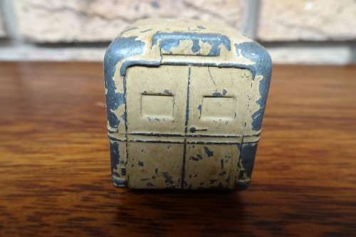 Vintage Dinky Toys Original Daimler Ambulance (1950s) #253 - Made in England - Meccano Ltd.