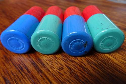 Interesting Lot of Four Vintage Cylinder Tub Lighters Made in Switzerland