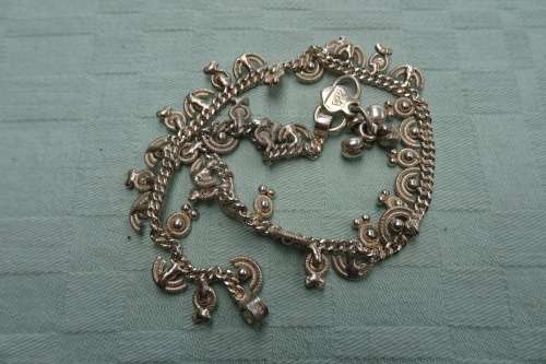 Beautiful and Unusual South African VK (Vivek Parshotam) Silver Linked Chain Anklet 16.9g 26cm