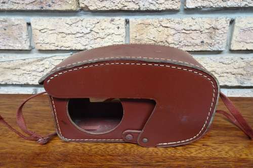 Lovely Vintage Kodak Brownie Turret f/1.9 Movie Camera with Leather Field Case. Eastman Kodak Co.