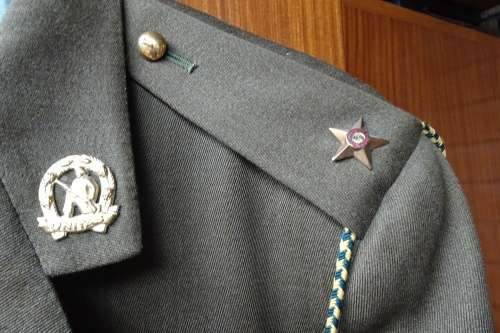 Vintage South African Defence Force Full 2nd Lieutenant Uniform Tunic/Cap/Whistle/Belt/Swagger Stick