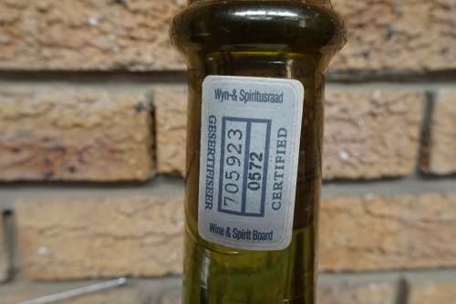 Sealed 750 Ml 1996 Twee Jonge Gezellen "Engeltjipipi" Natural Sweet Wine