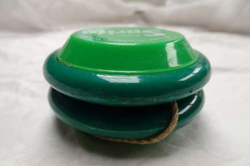 Vintage Genuine Russel Sprite Professional Yoyo. English One Side Afrikaans Reverse Side. 1980's