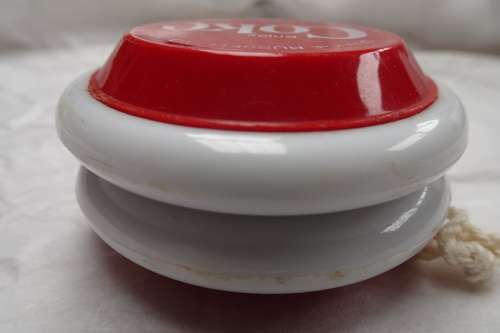 Genuine Russel Professional Enjoy Coke Yoyo. 1980's