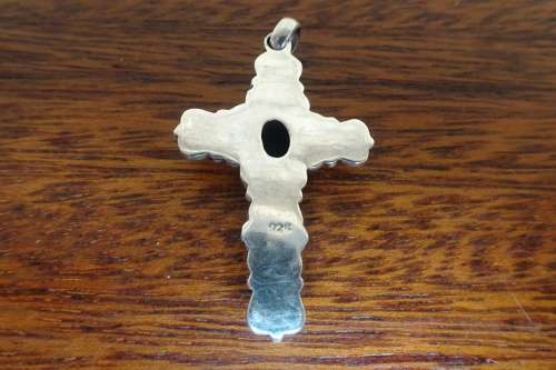 Ornate Sterling Silver (925) Cross Pendant With Green Stone 6.8 g Length 50 mm Width 27 mm