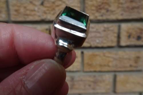 Chunky Sterling Silver Men's Ring With Square Green Stone 10.8 g Diameter 20 mm Height 30 mm