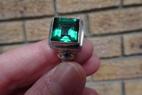 Chunky Sterling Silver Men's Ring With Square Green Stone 10.8 g Diameter 20 mm Height 30 mm