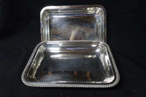 Stunning Alexe Clark Company Wellbeck Plated Silver Entree Dish With Lid and Handles