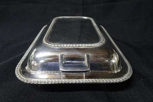 Stunning Alexe Clark Company Wellbeck Plated Silver Entree Dish With Lid and Handles