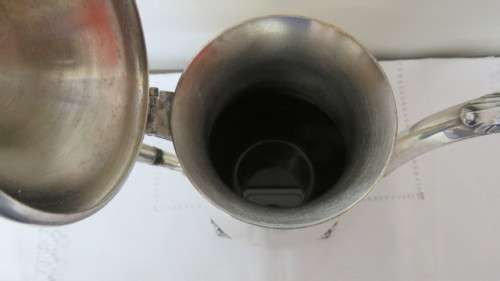 Stunning Viners International Silver Plate Tea Pot, Lidded Sugar Bowl and Creamer Set