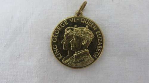 Full Size 1937 King George VI/Queen Elizabeth Coronation Medallion