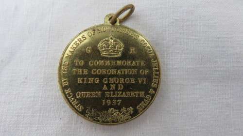 Full Size 1937 King George VI/Queen Elizabeth Coronation Medallion