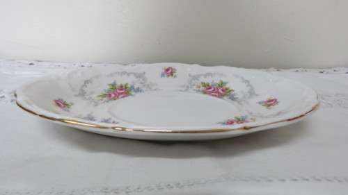 Charming Vintage Fine Bone China Royal Albert `Tranquility` Small Oval Trinket Tray/Platter