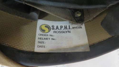 South African Defence Force Border War Kevlar Helmet in Excellent Condition 23,5 x 21,5 cm