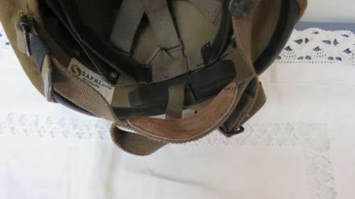 South African Defence Force Border War Kevlar Helmet in Excellent Condition 23,5 x 21,5 cm