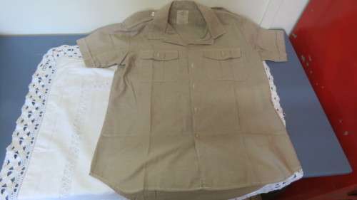 SADF 2nd Lieutenant Artillery Regiment Uniform. Jacket, Tie, Shirt, Pants, Belt. Excellent Condition