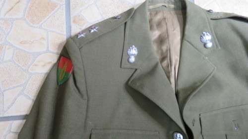 SADF 2nd Lieutenant Artillery Regiment Uniform. Jacket, Tie, Shirt, Pants, Belt. Excellent Condition