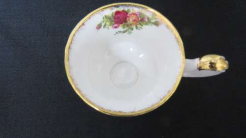 Pretty Vintage Royal Albert Bone China `Old Country Roses` Trio