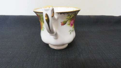 Pretty Vintage Royal Albert Bone China `Old Country Roses` Trio