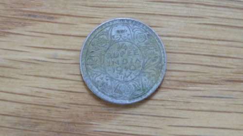 India 1940 Silver One Quarter Rupee Coin 3.0g