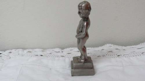 Awesome Vintage Child of Brussels Pewter `Manneken Pis` Figurine H: 13,5cm