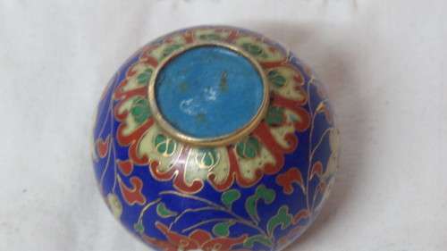 Beautiful Vintage Miniature Cloisonne Pot With Floral Design H: 5 cm