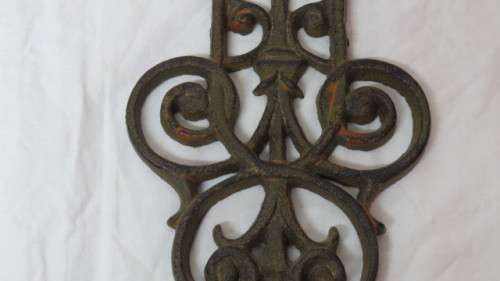 Beautiful Vintage Cast Iron Cross 51 x 33 cm
