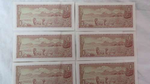 Ten Republic of South Africa One Rand Notes in Sequence TW de Jongh (B327) BIDDING PER NOTE