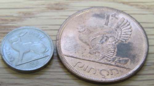 Rare Set of Eight 1966 Irish Pre-Decimal Animal Coin Set in Green Wallet. Details in Description.