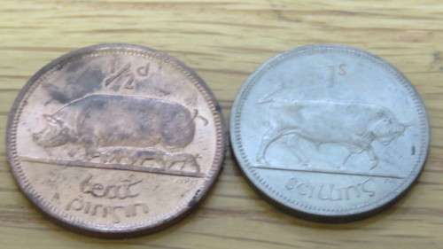 Rare Set of Eight 1966 Irish Pre-Decimal Animal Coin Set in Green Wallet. Details in Description.